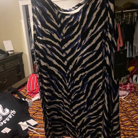 Top - Picture 3 of 3